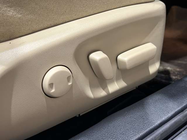 TOYOTA CROWN SEDAN HYBRID 2015 Image 31