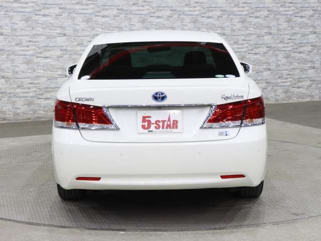 TOYOTA CROWN SEDAN HYBRID 2015 Image 31