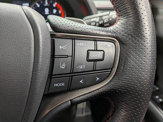 TOYOTA LEXUS UX250H AWD 2022 Image 31