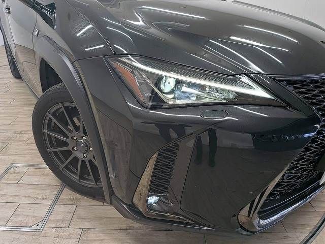 TOYOTA LEXUS UX250H AWD 2022 Image 31