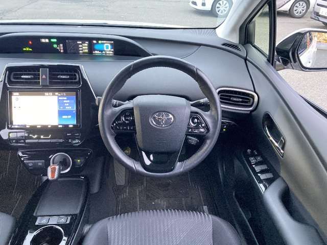 TOYOTA PRIUS PHV 2020 Image 31