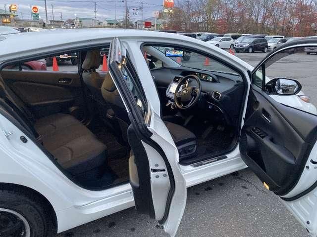 TOYOTA PRIUS PHV 2020 Image 31