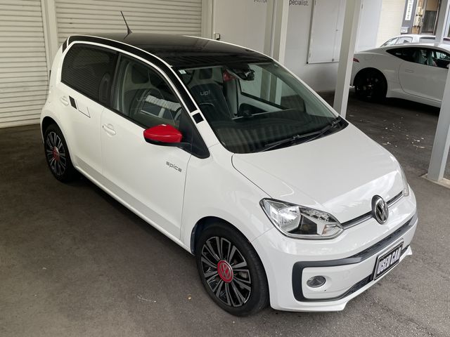 VOLKSWAGEN UP! 2019 Image 31