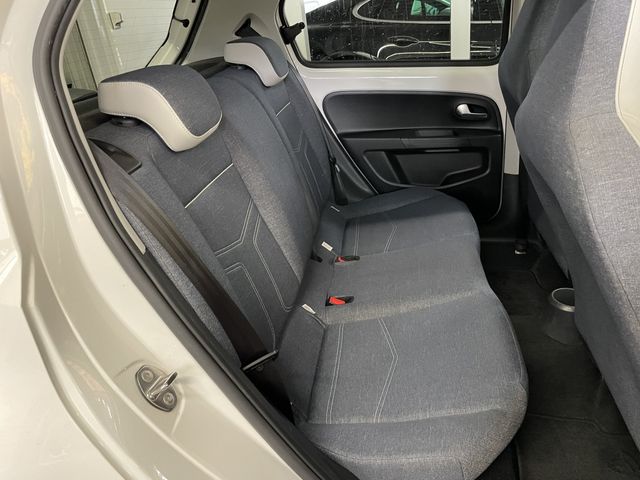 VOLKSWAGEN UP! 2019 Image 31