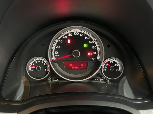 VOLKSWAGEN UP! 2019 Image 31