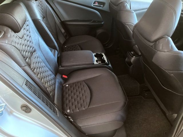 TOYOTA PRIUS PHV 2017 Image 31