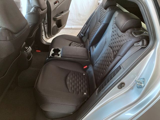 TOYOTA PRIUS PHV 2017 Image 31