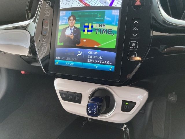 TOYOTA PRIUS PHV 2017 Image 31