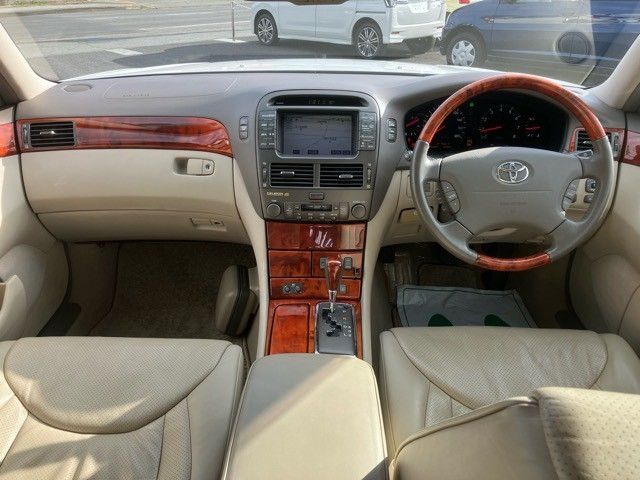 TOYOTA CELSIOR 2002 Image 31