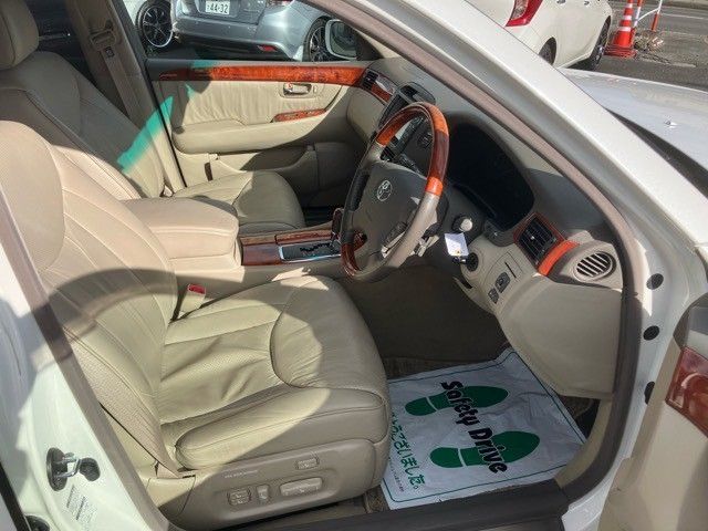 TOYOTA CELSIOR 2002 Image 31