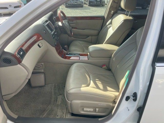 TOYOTA CELSIOR 2002 Image 31