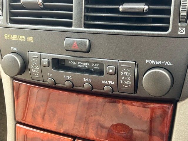 TOYOTA CELSIOR 2002 Image 31