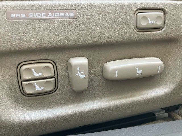 TOYOTA CELSIOR 2002 Image 31