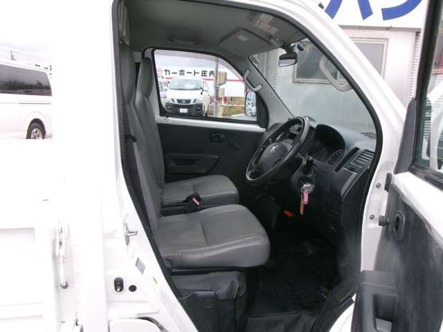 TOYOTA TOWNACE TRUCK 4WD 2015 Image 31