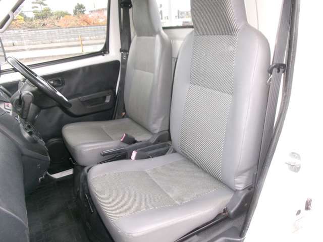 TOYOTA TOWNACE TRUCK 4WD 2015 Image 31