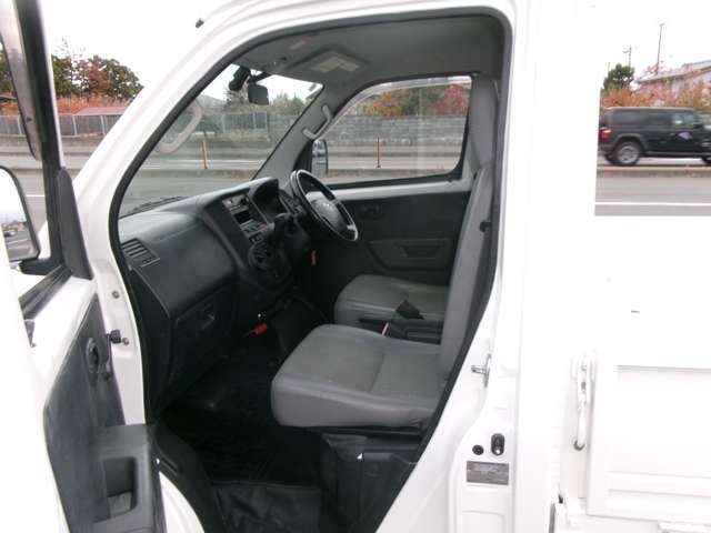 TOYOTA TOWNACE TRUCK 4WD 2015 Image 31