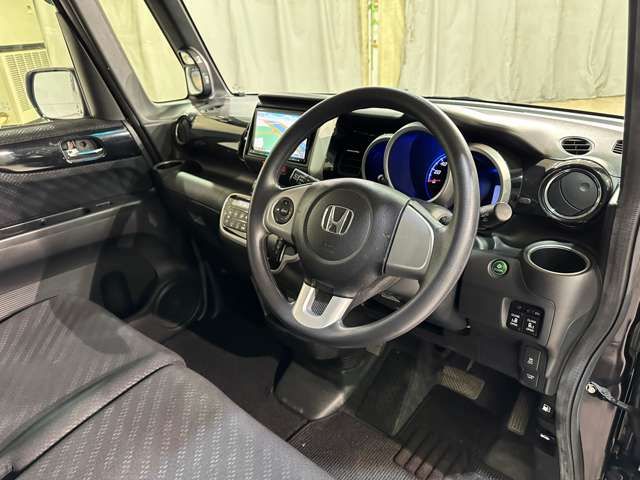 HONDA N BOX CUSTOM 2014 Image 31