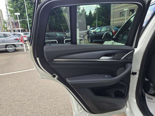 BMW X4 2024 Image 31