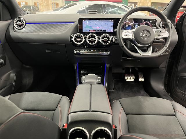 MERCEDES BENZ GLA CL 2020 Image 31