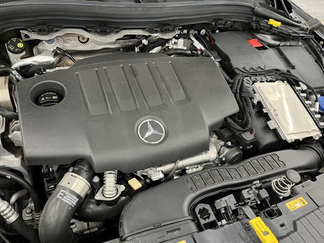 MERCEDES BENZ GLA CL 2020 Image 31