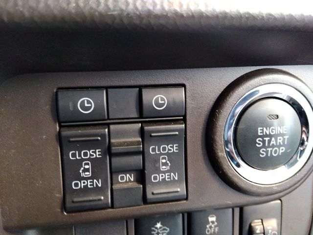 TOYOTA ROOMY 2021 Image 31