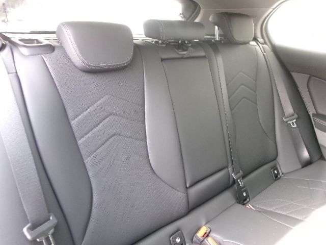 BMW 1SERIES 2025 Image 31