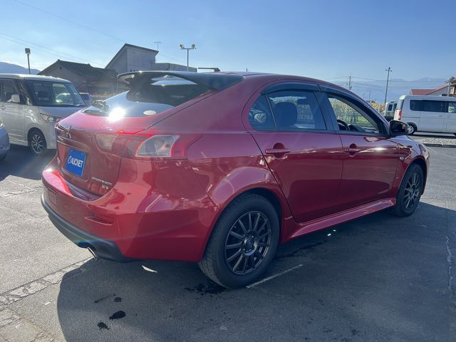 MITSUBISHI GALANT FORTIS SPORTB 2014 Image 31