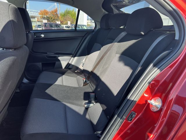 MITSUBISHI GALANT FORTIS SPORTB 2014 Image 31