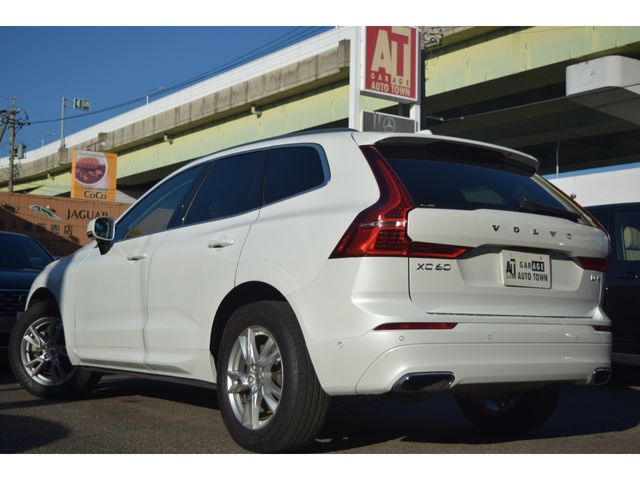 VOLVO XC60 2018 Image 31