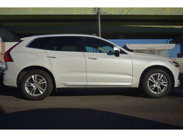VOLVO XC60 2018 Image 31