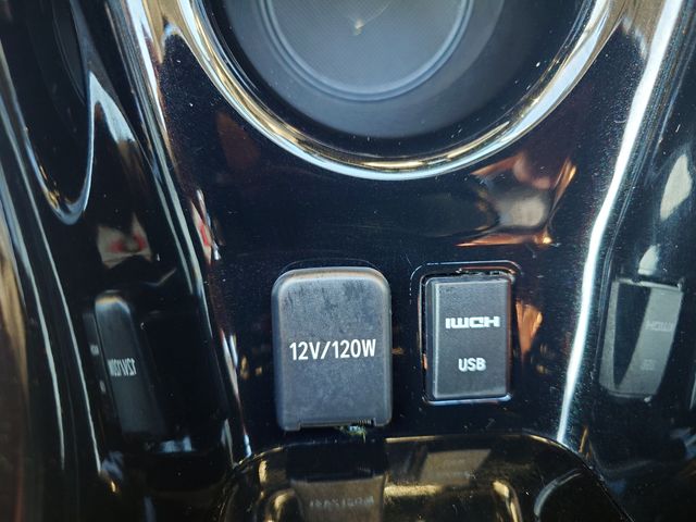 TOYOTA PRIUS 2018 Image 31