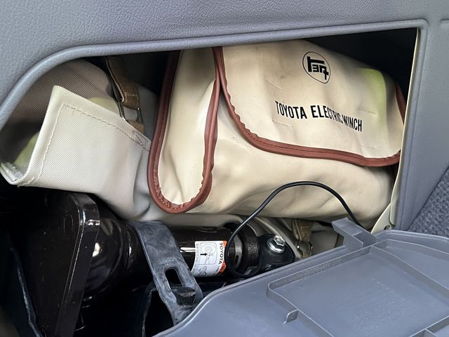 TOYOTA LANDCRUISER VAN 2015 Image 31