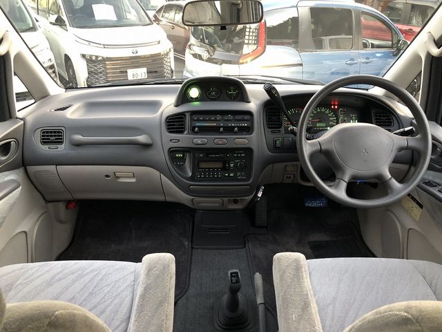 MITSUBISHI DELICA SPACE GEAR  4 1996 Image 31