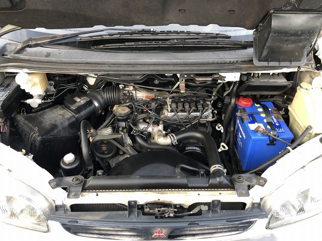 MITSUBISHI DELICA SPACE GEAR  4 1996 Image 31