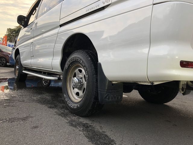 MITSUBISHI DELICA SPACE GEAR  4 1996 Image 31