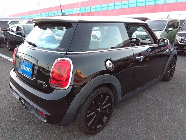 BMW MINI COOPER SD 2016 Image 31