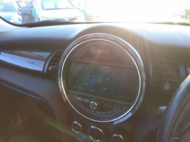 BMW MINI COOPER SD 2016 Image 31