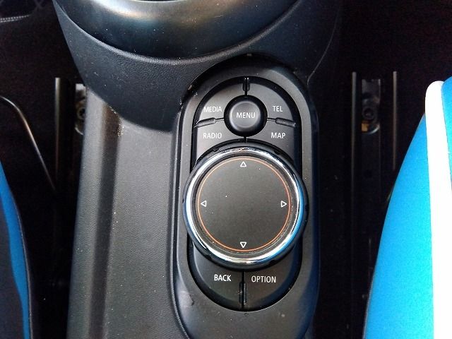 BMW MINI COOPER SD 2016 Image 31