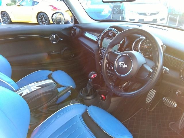 BMW MINI COOPER SD 2016 Image 31