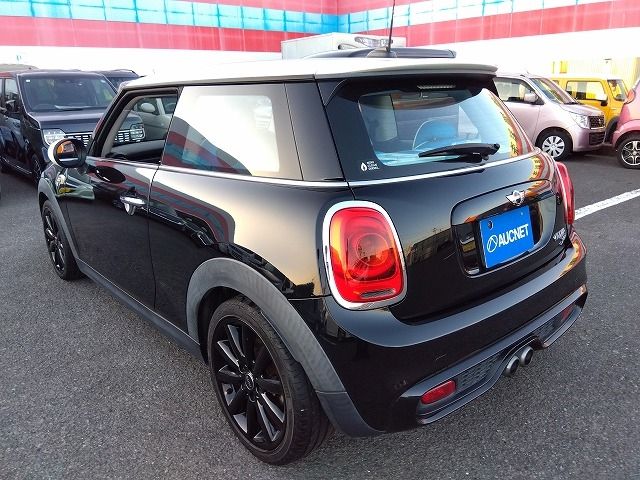 BMW MINI COOPER SD 2016 Image 31