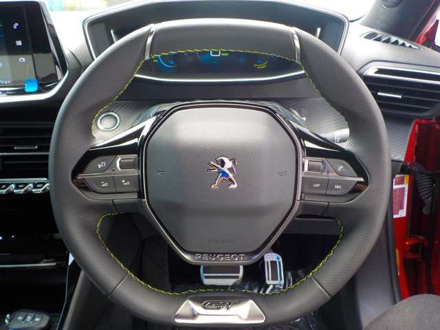 PEUGEOT E-2008 2025 Image 31