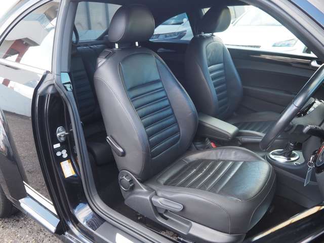 VOLKSWAGEN THE BEETL 2013 Image 31