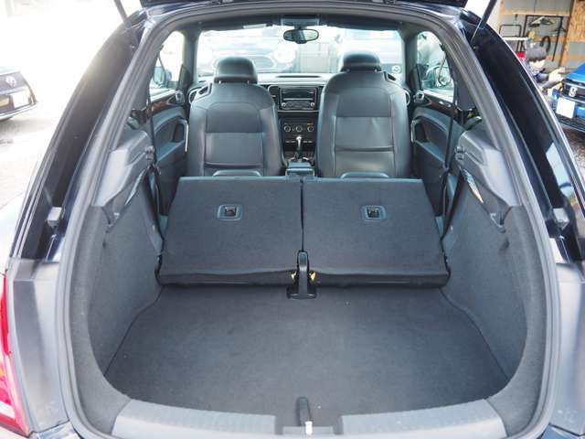 VOLKSWAGEN THE BEETL 2013 Image 31