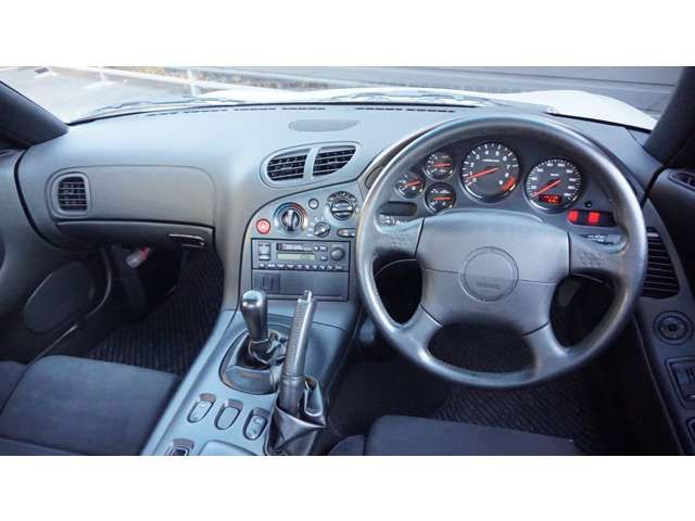 MAZDA RX-7 1997 Image 31