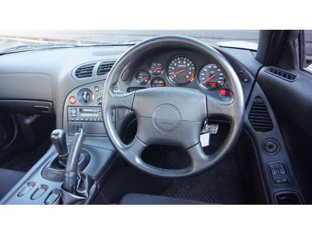 MAZDA RX-7 1997 Image 31