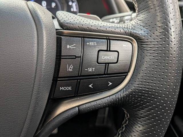 TOYOTA LEXUS ES300H 2019 Image 31