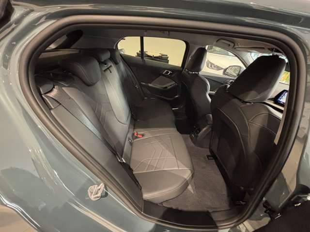 BMW 1SERIES 2024 Image 31