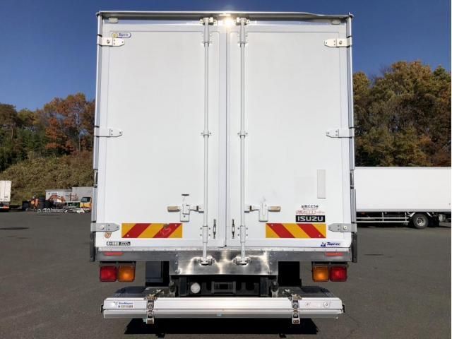 ISUZU FORWARD 2015 Image 31