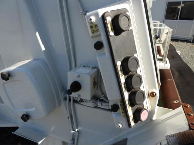 ISUZU FORWARD 2017 Image 31