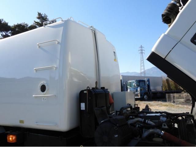 ISUZU FORWARD 2017 Image 31